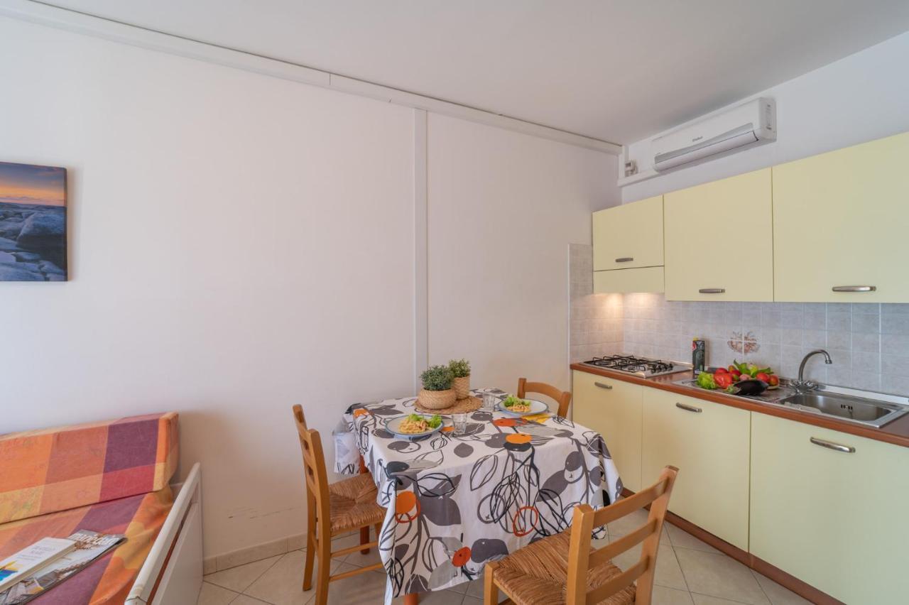 Residenza Puerto Do Sol Lejlighed Lignano Sabbiadoro Eksteriør billede
