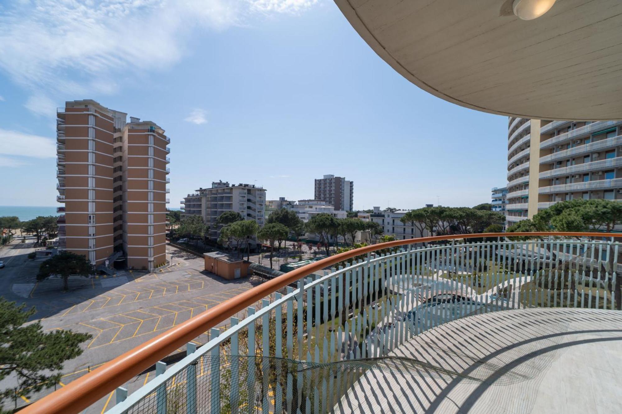 Residenza Puerto Do Sol Lejlighed Lignano Sabbiadoro Eksteriør billede